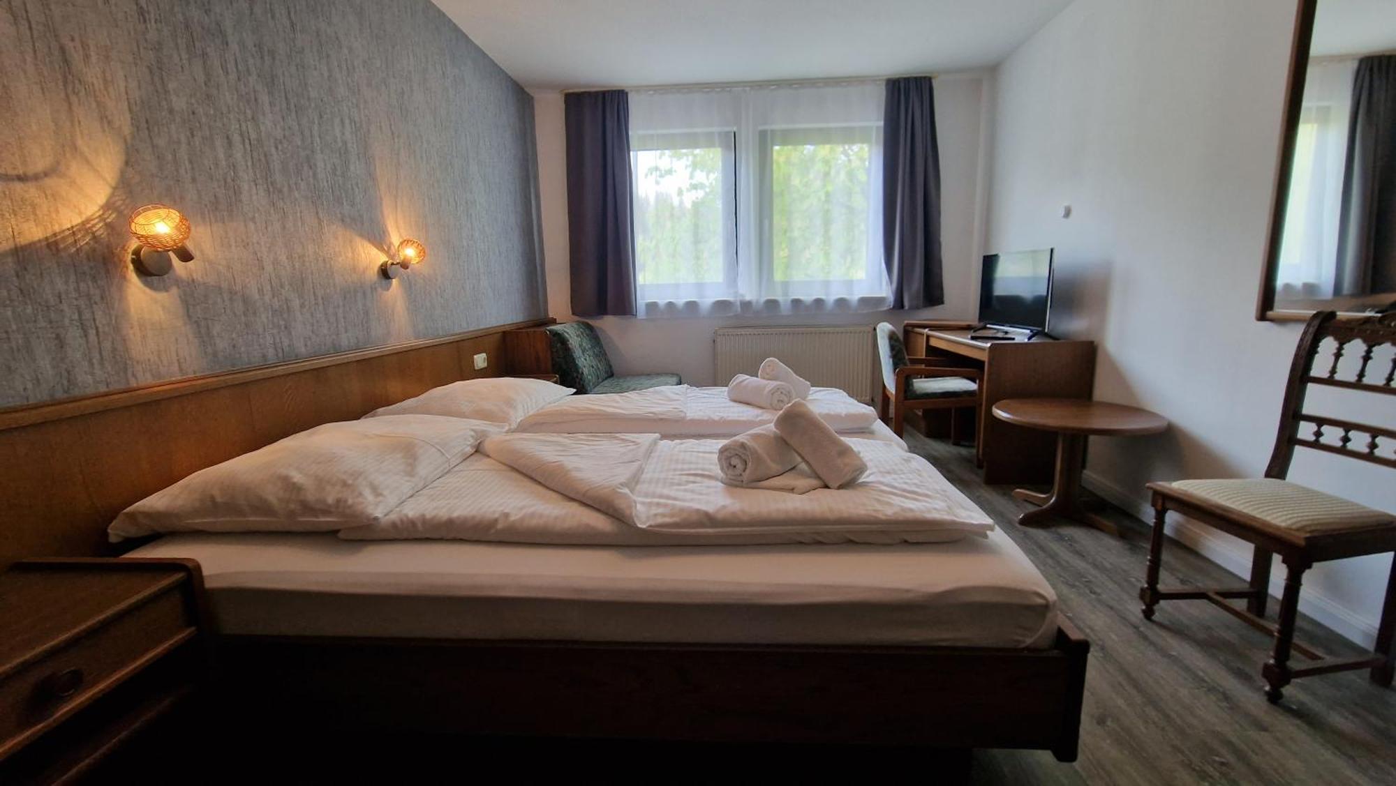 Hotel Tini Бад-Фаллингбостель Экстерьер фото